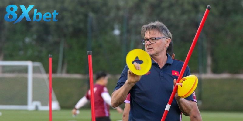 Theo dõi sát sao cách điều phối của huấn luyện viên