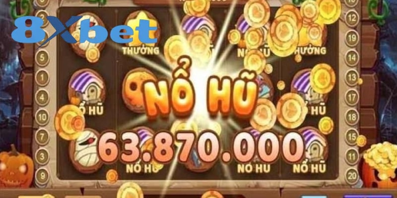 Người chơi đang sử dụng tool hack để chiến thắng trong game nổ hũ online